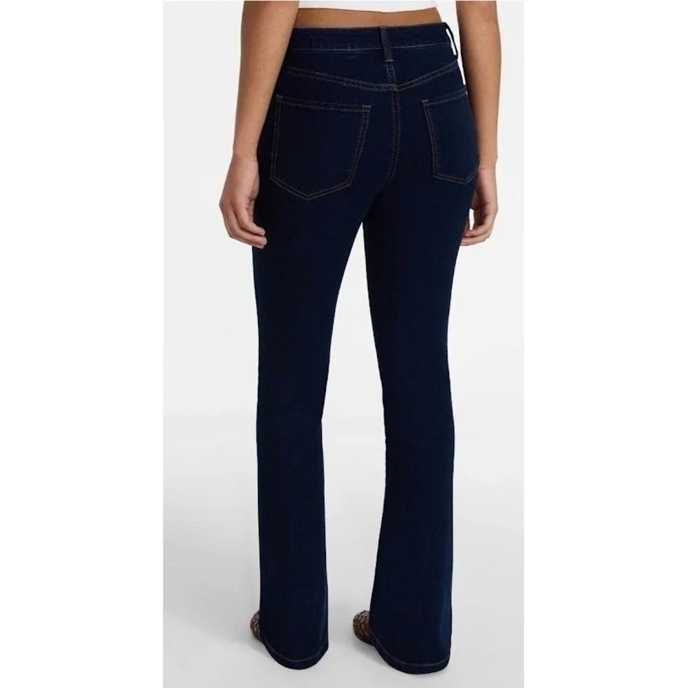 No Boundaries Mid Rise Bootcut Jeans Dark Wash Slim Fit Size 4 -32 Inseam - Picture 4 of 7